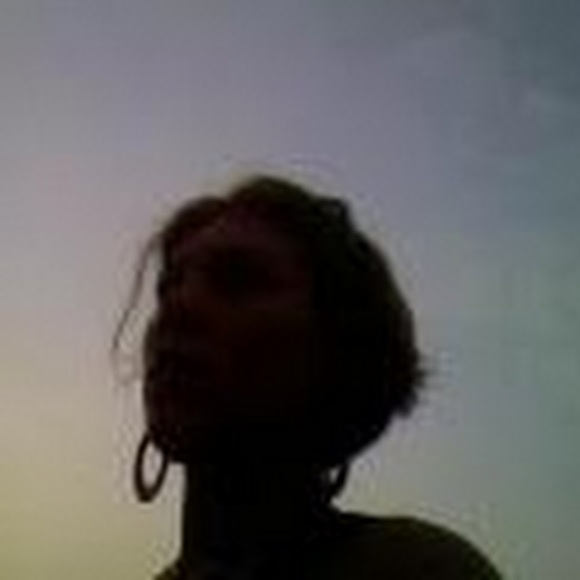 Meet your Posher, Jes - Picture 1 of 1